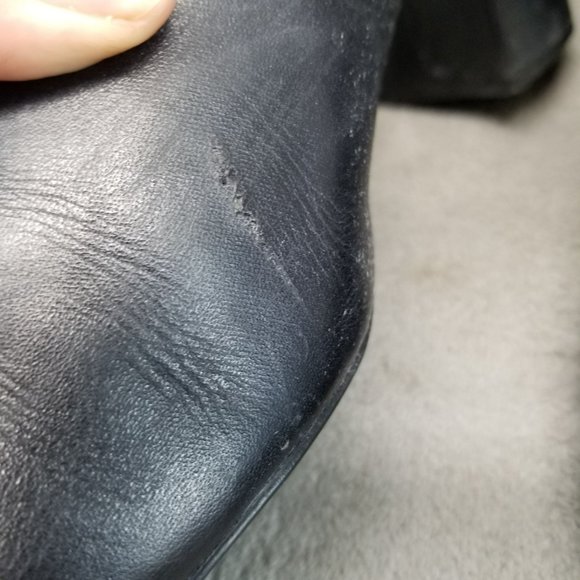 Cole Haan Shoes Womens Size 9 Black Leather Side Zip Ankle Booties - Picture 4 of 15